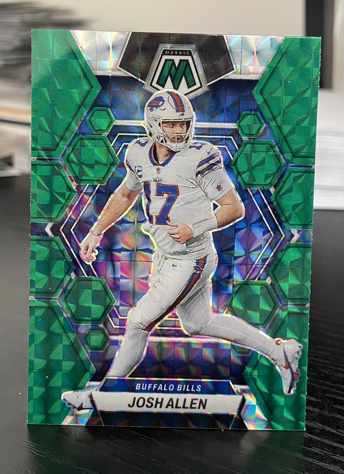2023 Mosaic JOSH ALLEN Green Prizm #21 Buffalo Bills