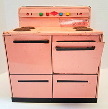 Vintage 1950's Wolverine Pink Tin Toy Stove Oven Kitchen Made in USA 12" MCM