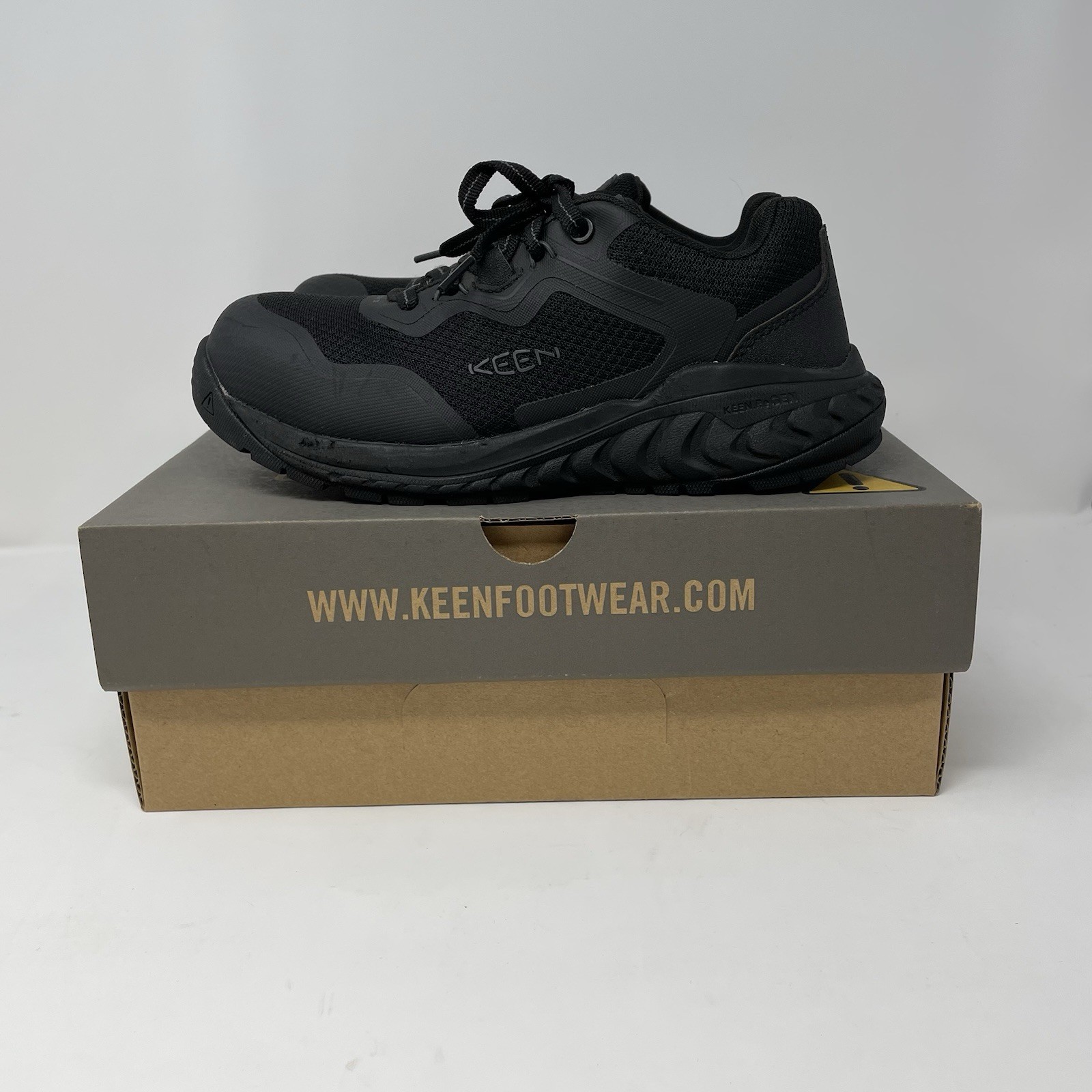 KEEN Utility Tempe Comp Toe Black Women’s Size 7.5W