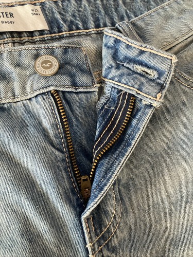 Hollister Women’s Low Rise Baggy Jeans Size 12s Med Wash Wide Leg Cotton Comfort - Picture 3 of 9