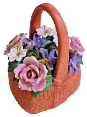 Lenox Flowers In Basket ''The Country Basket Bouquet'' 1989 Giftware Collection