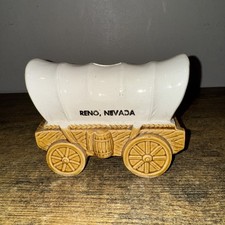 1960’s Vintage Reno, Nevada Ceramic Covered Wagon Coin Piggie Bank w/plug Japan