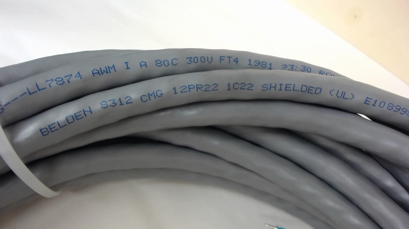 4 Foot Belden E108998 Shielded Cable, 80 °C, 300 V, 23:30 Rohs | eBay
