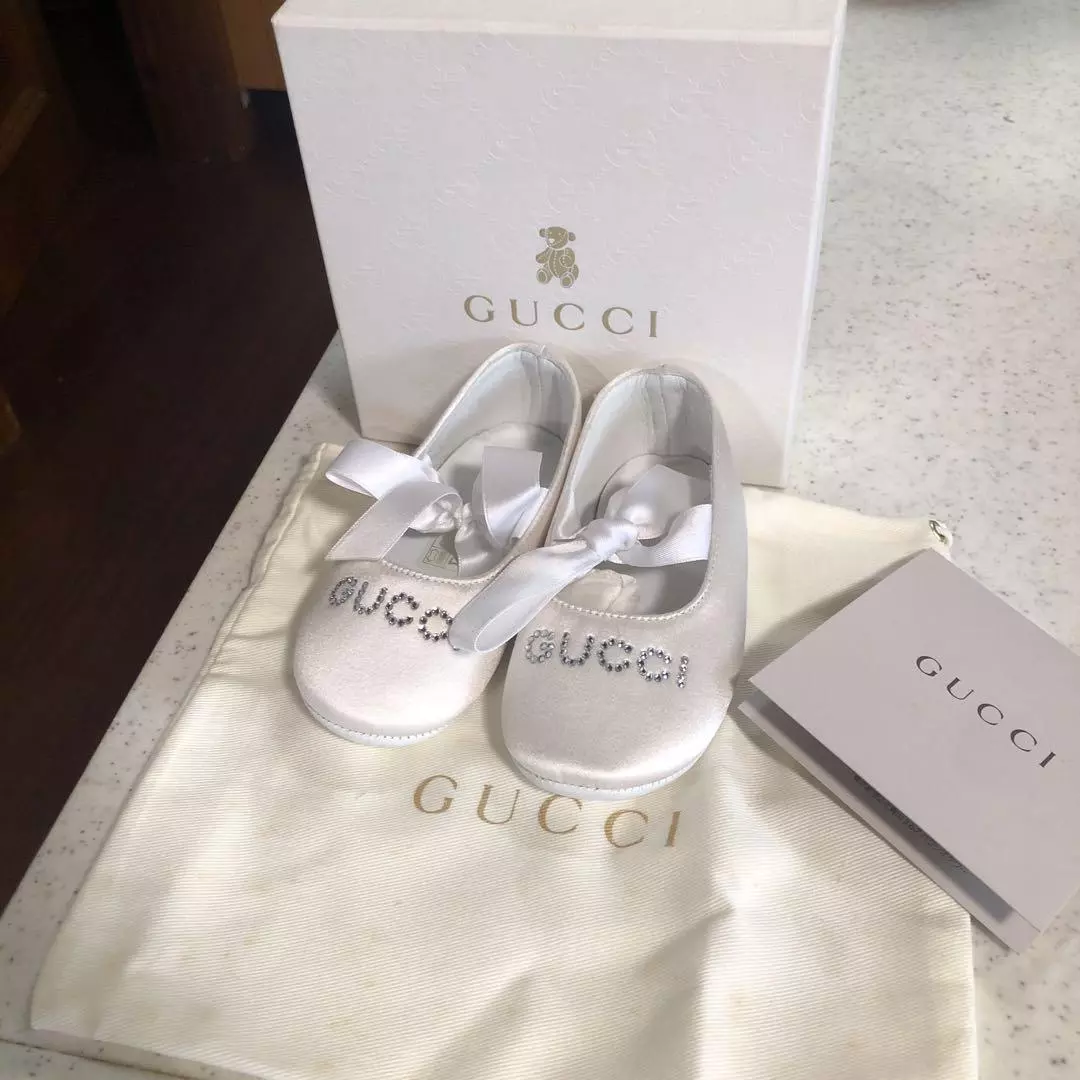 Chaussures bébé Gucci ruban blanc logo ligne pierre avec boîte sac à poussière du Japon jamais utilisées