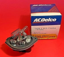 NOS OEM AcDelco 15-71656 GM 52452921 HVAC Blower Motor Resistor