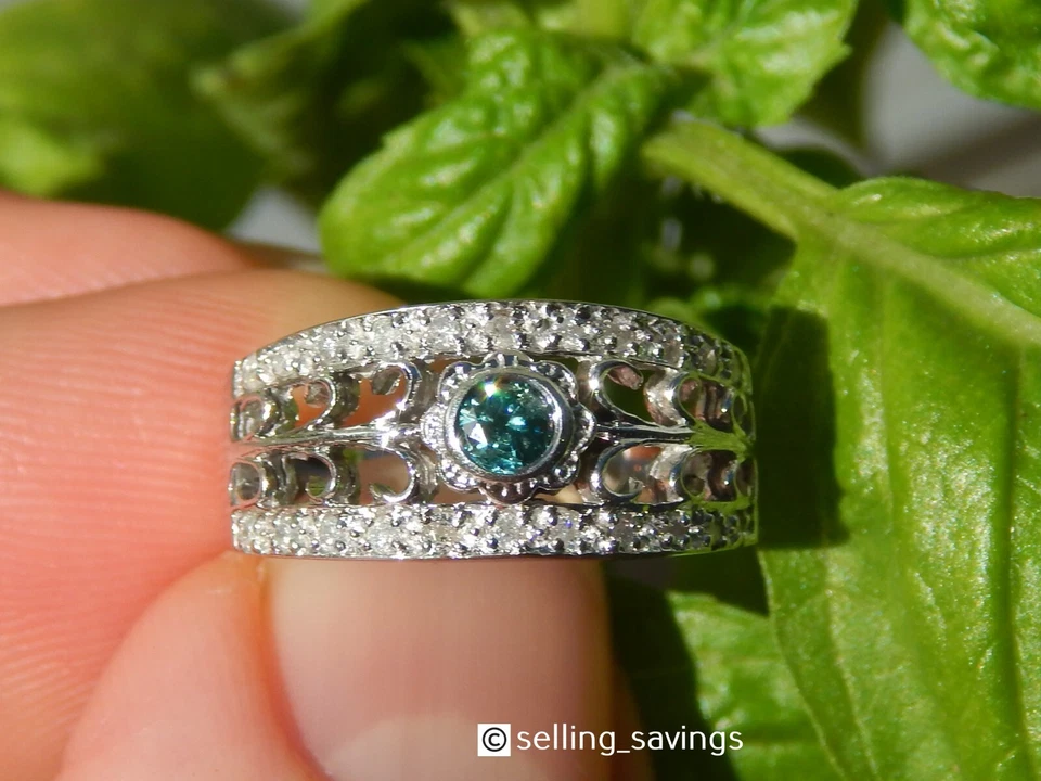 ANILLO BANDA CARA ANCHA ORO BLANCO 14K FILIGRANA DIAMANTE AZUL Y BLANCO 3/8 pulgadas  Foto 2 de 4