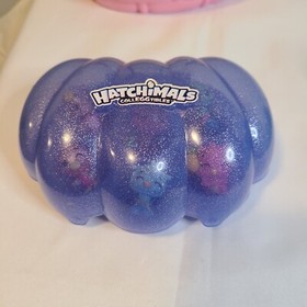 Lot Of 30 Hatchimals Blue Egg Carton Spring Basket And Purple Clam Shell