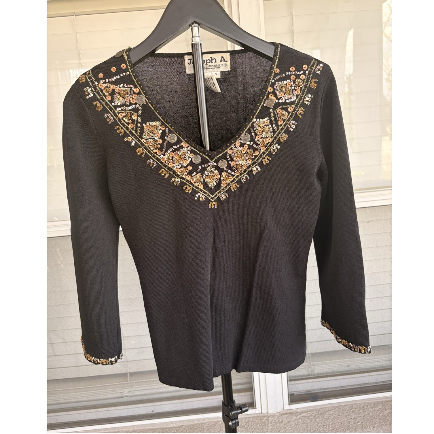 Joseph A. Black V-Neck 3/4 Sleeve Knit Sequin Beaded Top Size S