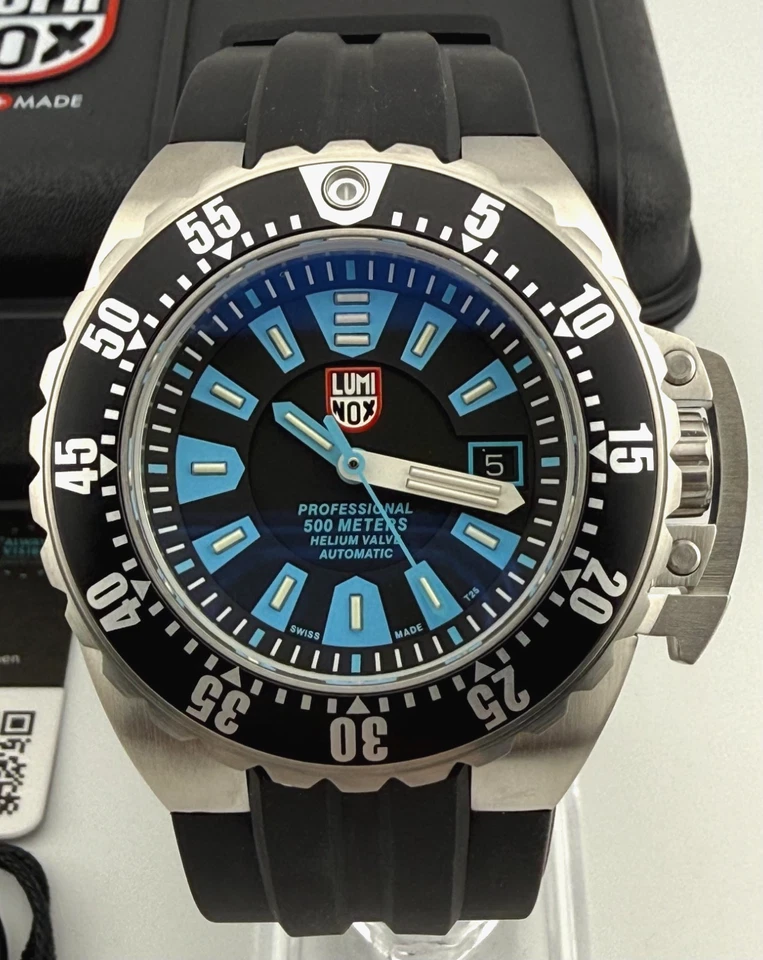 Luminox | Deep Dive 1500 Series | Automatic | 44mm | 500m Diver | NOS | Full Set - Image 2 of 4