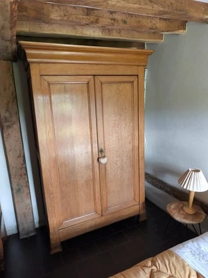 ancienne armoire louis philippe 2 portes - Photo 1/4