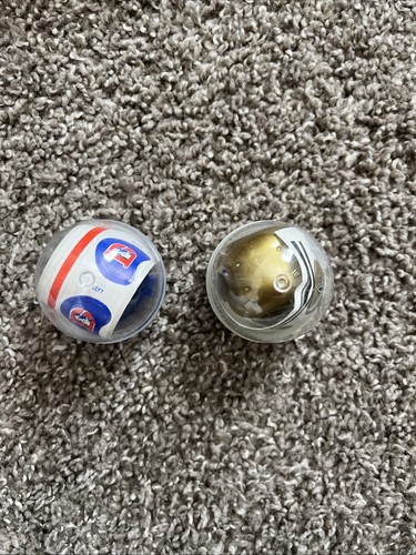 Vintage Mini NFL Football Helme Kaugummiautomat Spielzeug BRONCOS & SAINTS