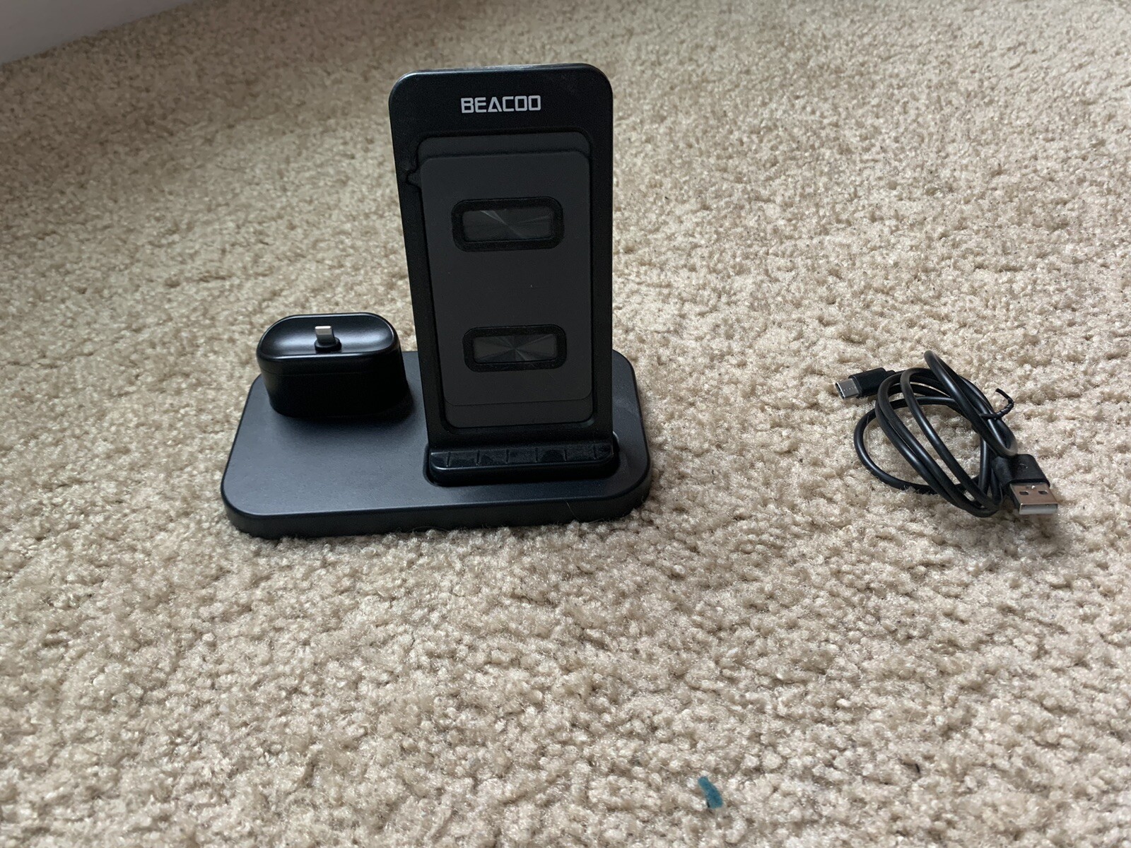 New BEACOO 2 In 1 Wireless Charging Stand Dock Station ST-12 For iPhone 8/X