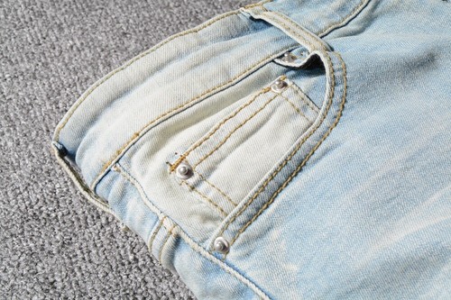Pantalones de mezclilla ajustados elásticos descoloridos lijados con retazos color caramelo rasgados para hombre - Imagen 5 de 11