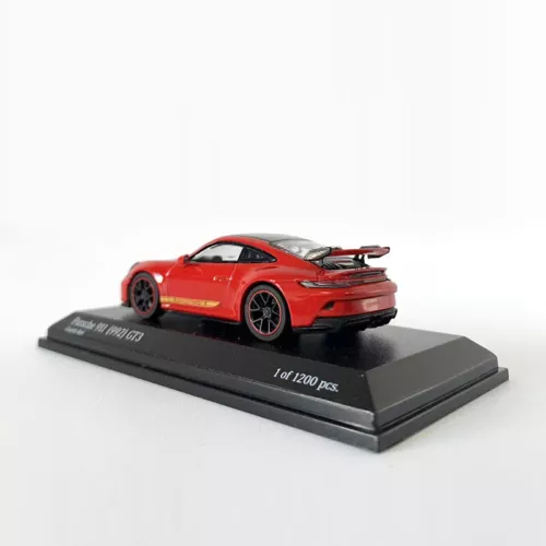MINICHAMPS 1:64 Model Car Porsche 911 GT3 (992) Alloy Vehicle Collection- Red - Picture 4 of 9
