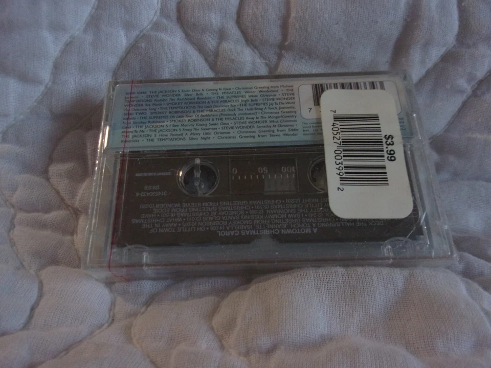 A MOTOWN CHRISTMAS CAROL CASSETTE NEW THE JACKSON 5 STEVIE WONDER TEMPTATIONS - Image 2 of 4
