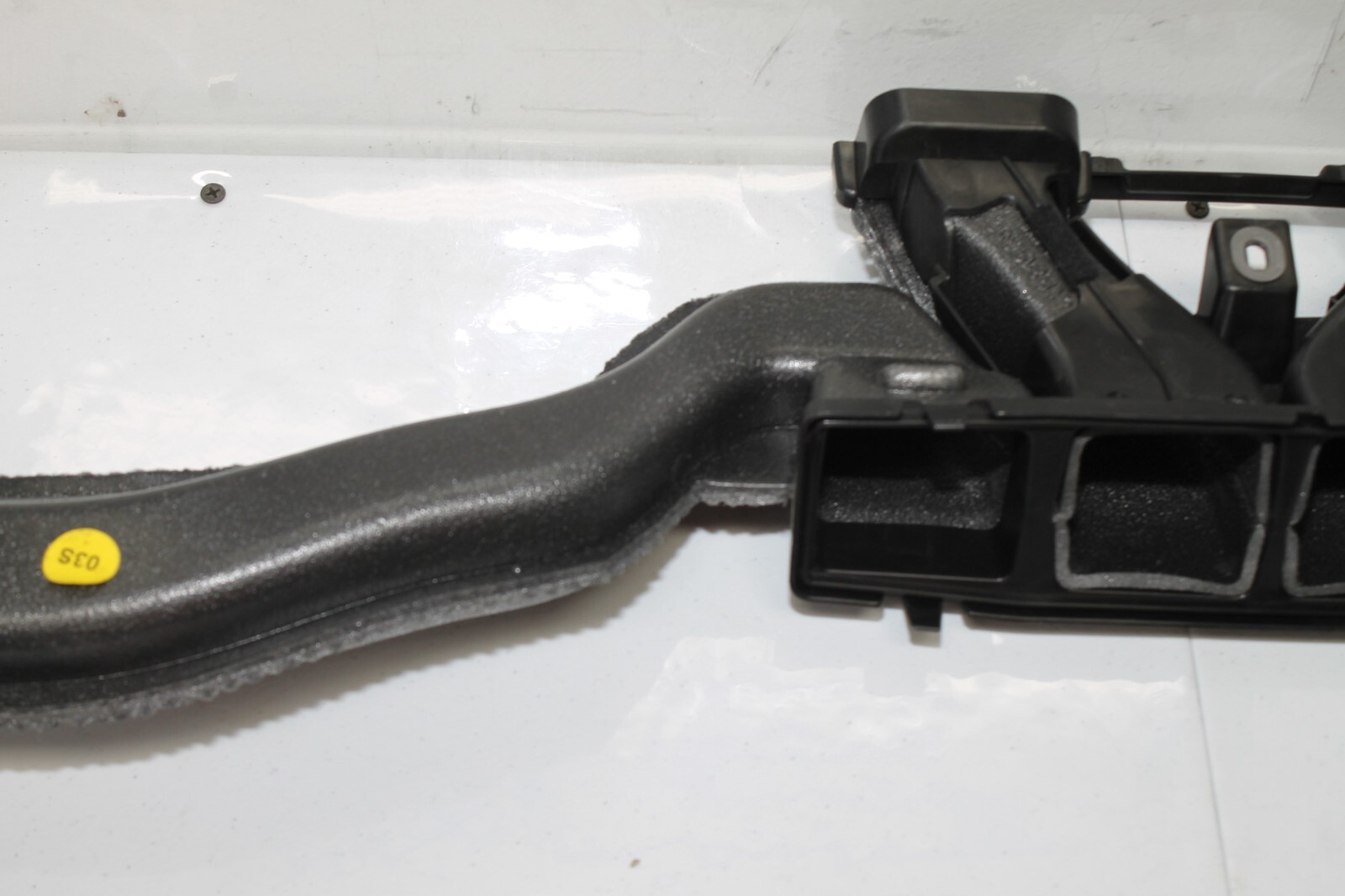 15-20 LAMBORGHINI HURACAN CENTER MIDDLE UPPER HVAC TUBE DUCT FOAM 4T1819384