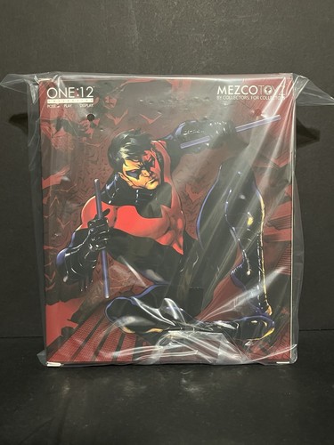 MEZCO ONE:12 NIGHTWING NEU 52 EDITION DC COMICS SDCC MEZCO EXKLUSIV AUF LAGER! - Bild 4 von 18