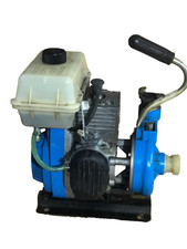 Pompe à eau thermique sur socle moteur 2 temps 48cc à essence SC 23 ARKOS
