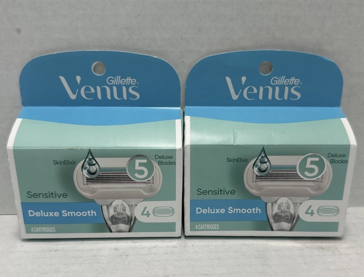 NEW Gillette Venus Sensitive Deluxe Smooth 4 X 2  Cartridges