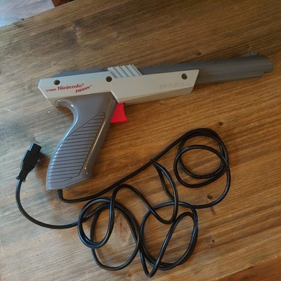NES Zapper Lightgun Grau Nintendo Original funktioniert 