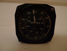 INSTRUMENT AIRSPEED INDICATOR INDICATEUR DE VITESSE CESSNA AIRCRAFT S-1470N5