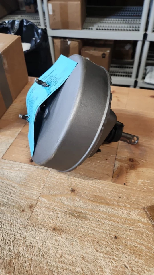 Potenciador de freno trasero Centric 75-79 Ford Ranchero / Mercury Cougar, 160.80054 Foto 3 de 3