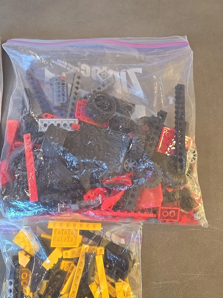 LEGO SPEED RACER: Racer X & Cruncher Block 8160. Missing 2 Minifigures.  - Image 3 of 4