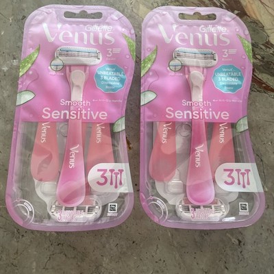 Gillette Venus Deluxe Smooth Sensitive Razor with 3