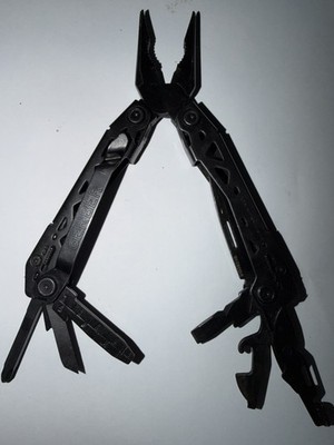 Gerber Suspension NXT Needle Nose Pliers Multi Tool in Black 30-001777