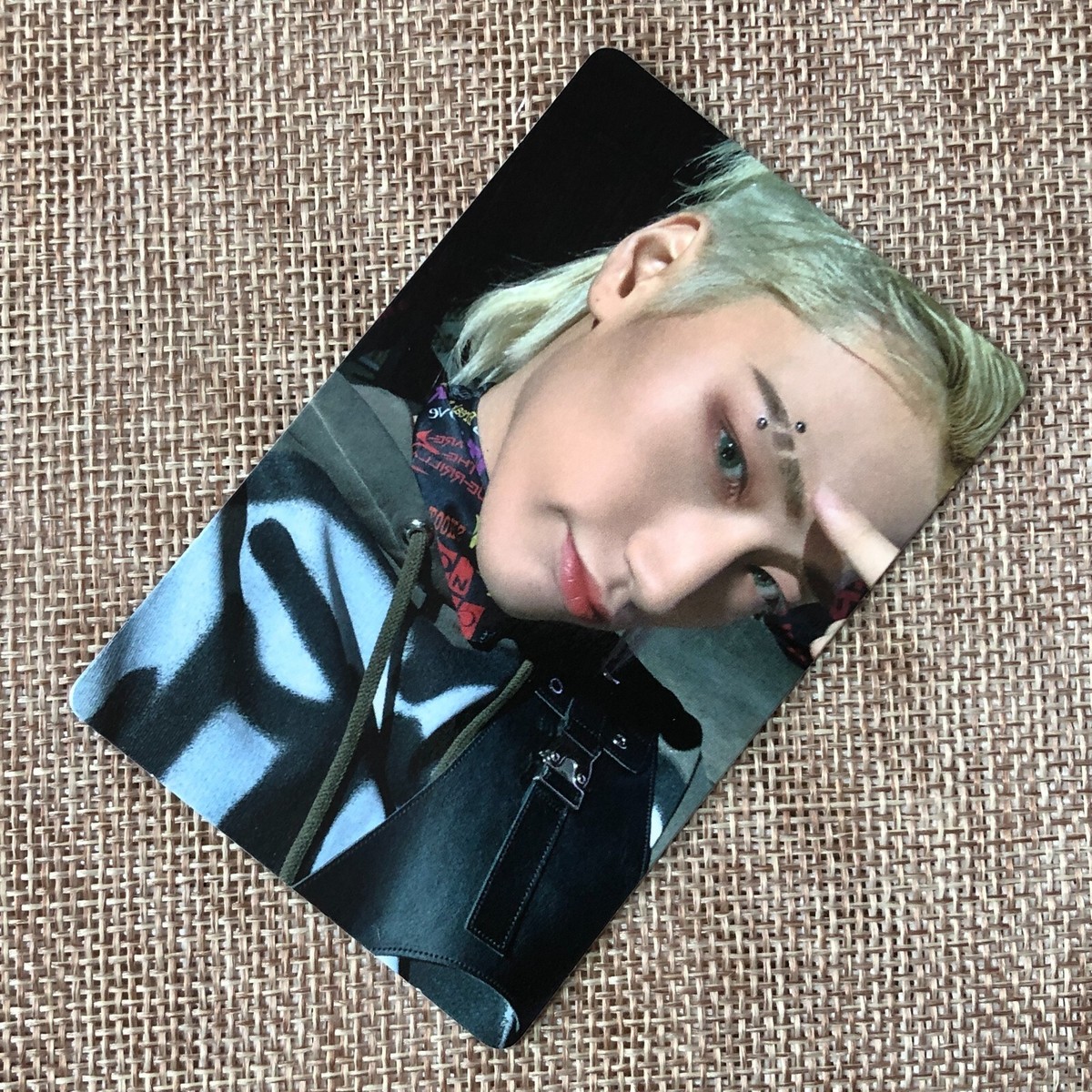 ATEEZ SAN PHOTOCARD サン　トレカ ATEEZ San Season's Greetings 2023 Limited Official Photocard
