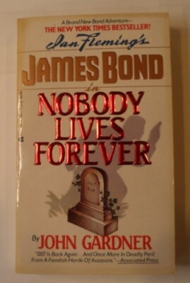Book Find - Ian Flemings James Bond in Nobody Lives Forever - paperback
