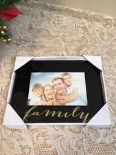 Sixtrees Ltd Family Gold 4″ x 6” Glass Frame