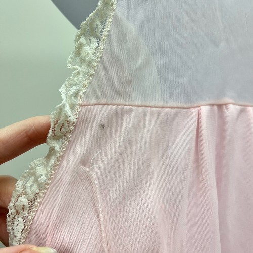 Vestido sin Mangas Rosa Vintage M Negligee Camisón Nylon Gasa Años 50 Lencería Borde de Encaje - Imagen 13 de 13