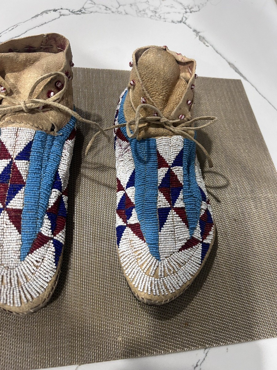 Antique Native American Cheyenne Moccasins ca. 1890's - 10 Antique Native American Cheyenne Moccasins ca. 1890's - 10