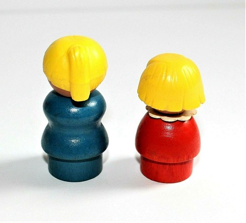 Lote de 7 cabezas y cuerpos de madera vintage de Fisher Price Little People - Imagen 3 de 8