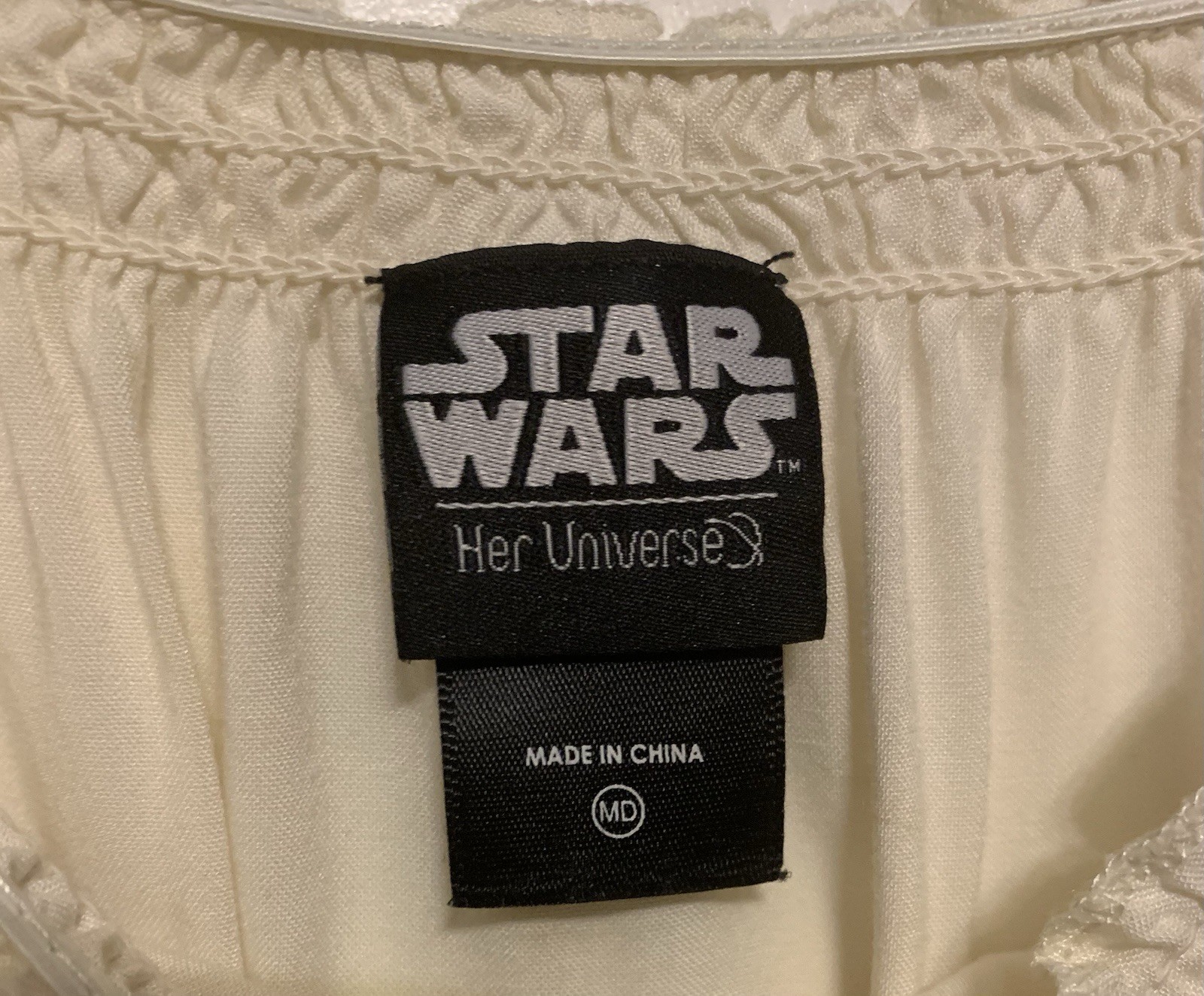 Her Universe Star Wars Mandalorian Mythosaur Skull Print Flowy Shirt Blouse M