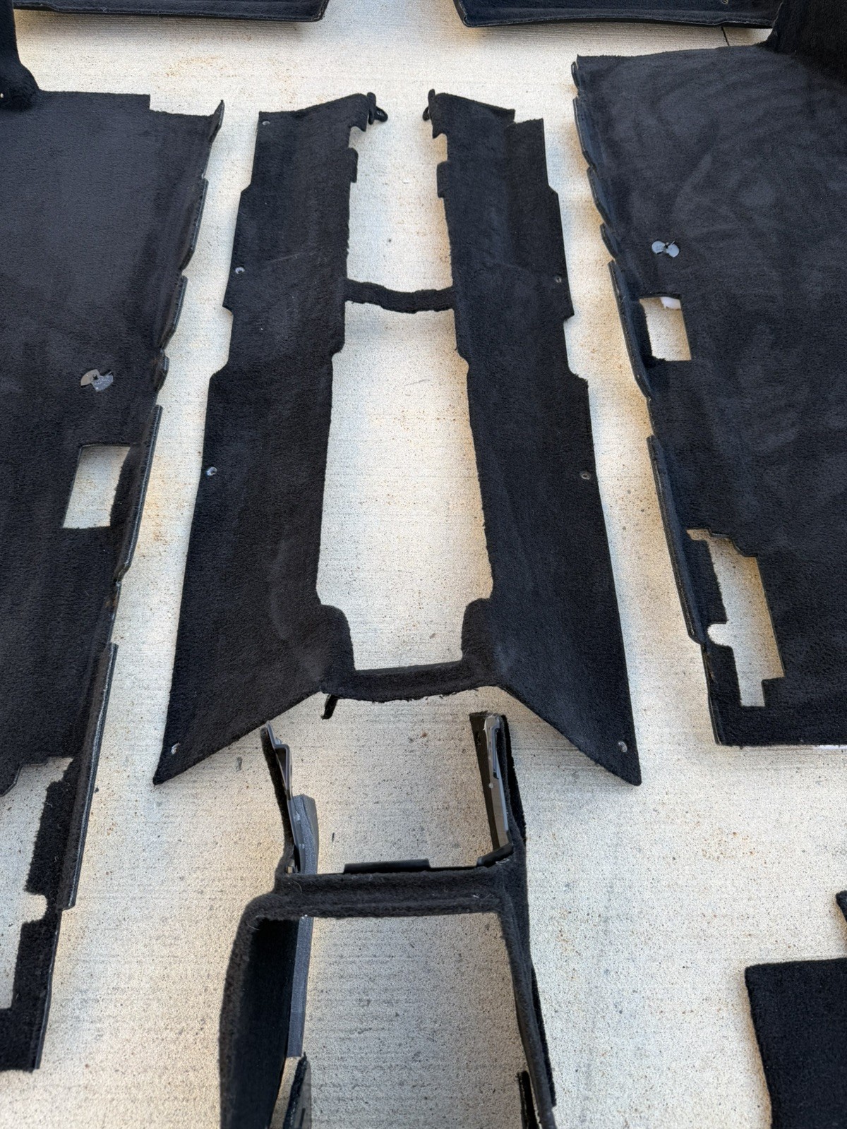 Ferrari F8 Spider OEM complete interior Carpet set- Black