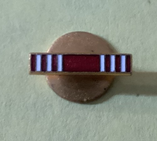 Vintage Original WWII U.S. Army Good Conduct Lapel Pin Button - Picture 1 of 4