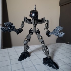 LEGO BIONICLE: Rahkshi Vorahk (8591) W/ Kraata Missing 1 Center Piece