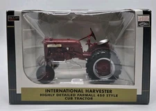 SpecCast Classic INTERNATIONAL HARVESTER Farmall 450 Style Cub Tractor 1/16 NIB
