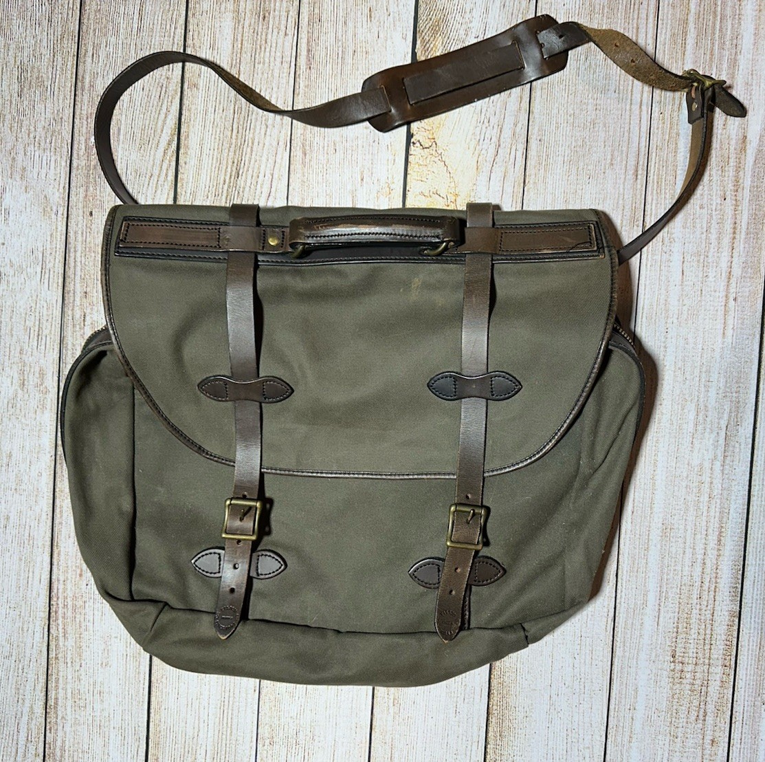 Vintage Filson Rugged Twill Green Messenger Bag With