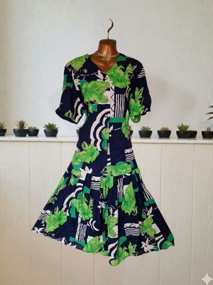Vintage inspired Legacy  Two Piece Green size 12 Tropical Floral Skirt Blouse