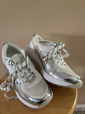 BCBGeneration Weddi Lace-Up Wedge Sneakers White Silver-Tone Women's Size 10 M