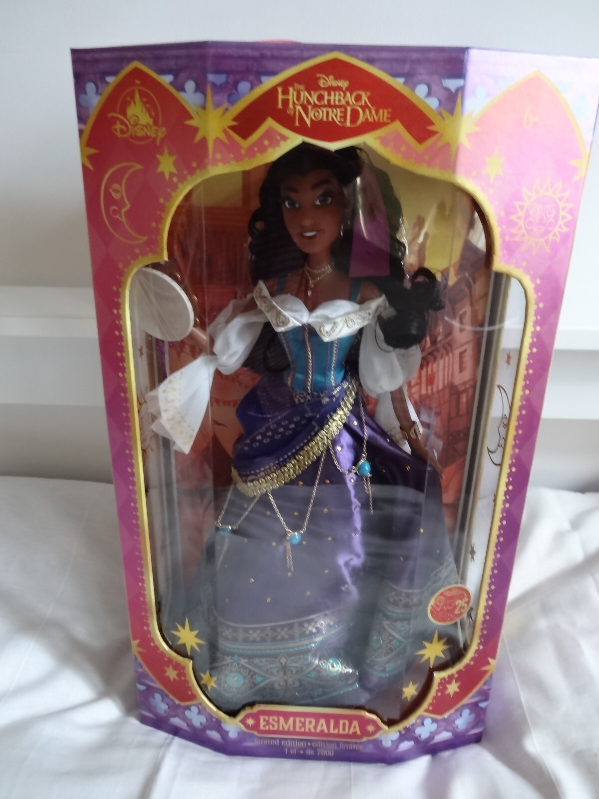 Poupée Esmeralda Disney 41cm Édition Limitée 7000 exemplaires Le Bossu de Notre Dame
