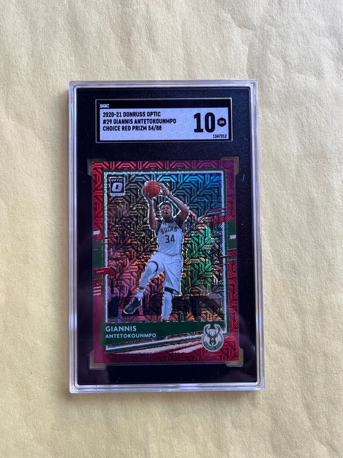 2020-21 Optic Giannis Antetokounmpo #'d /88 CHOICE RED PRIZM SGC 10 #29 GEM (12)