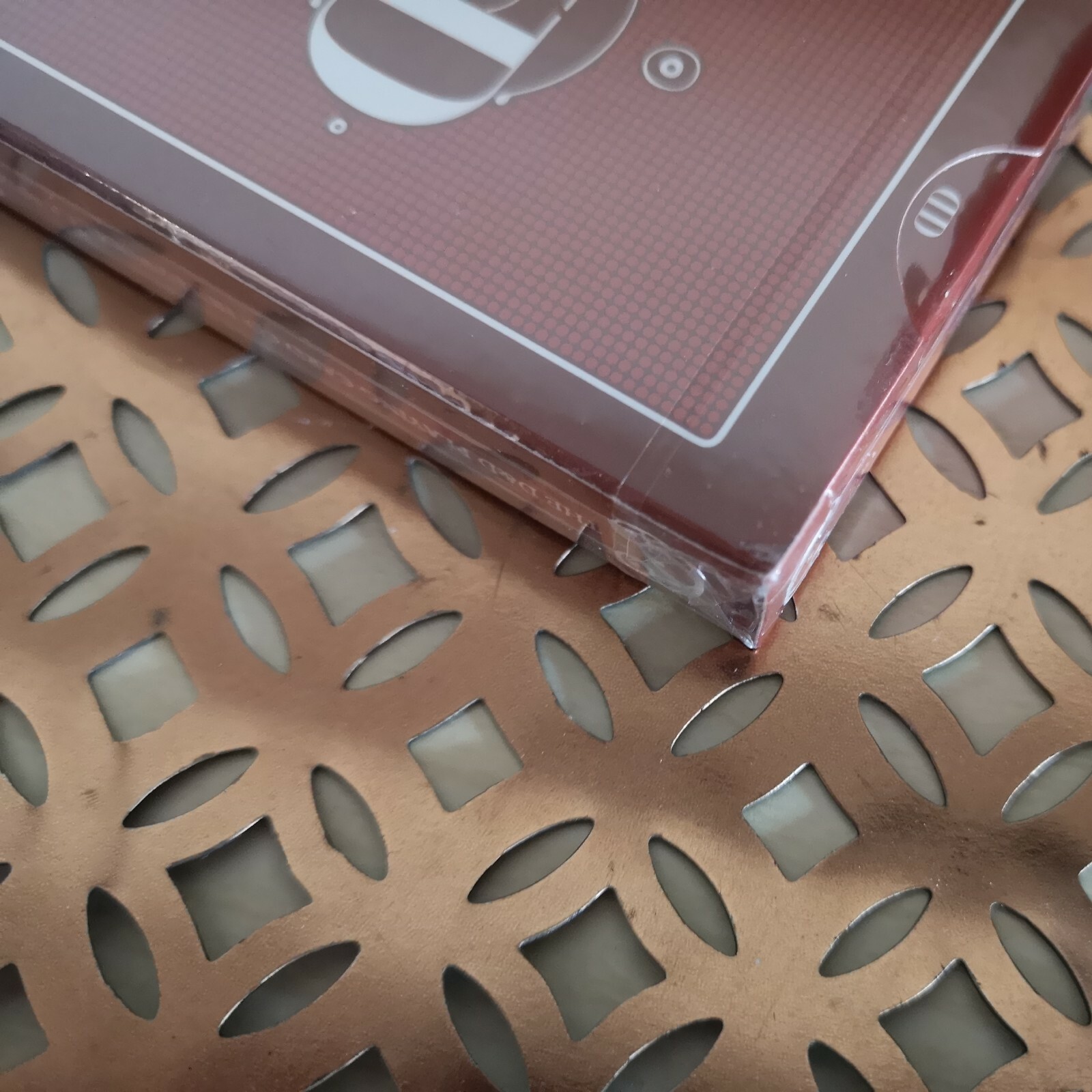 Smoke and Mirrors V6 Rouge New & Sealed Rare Dan & Dave Limited Edition Deck