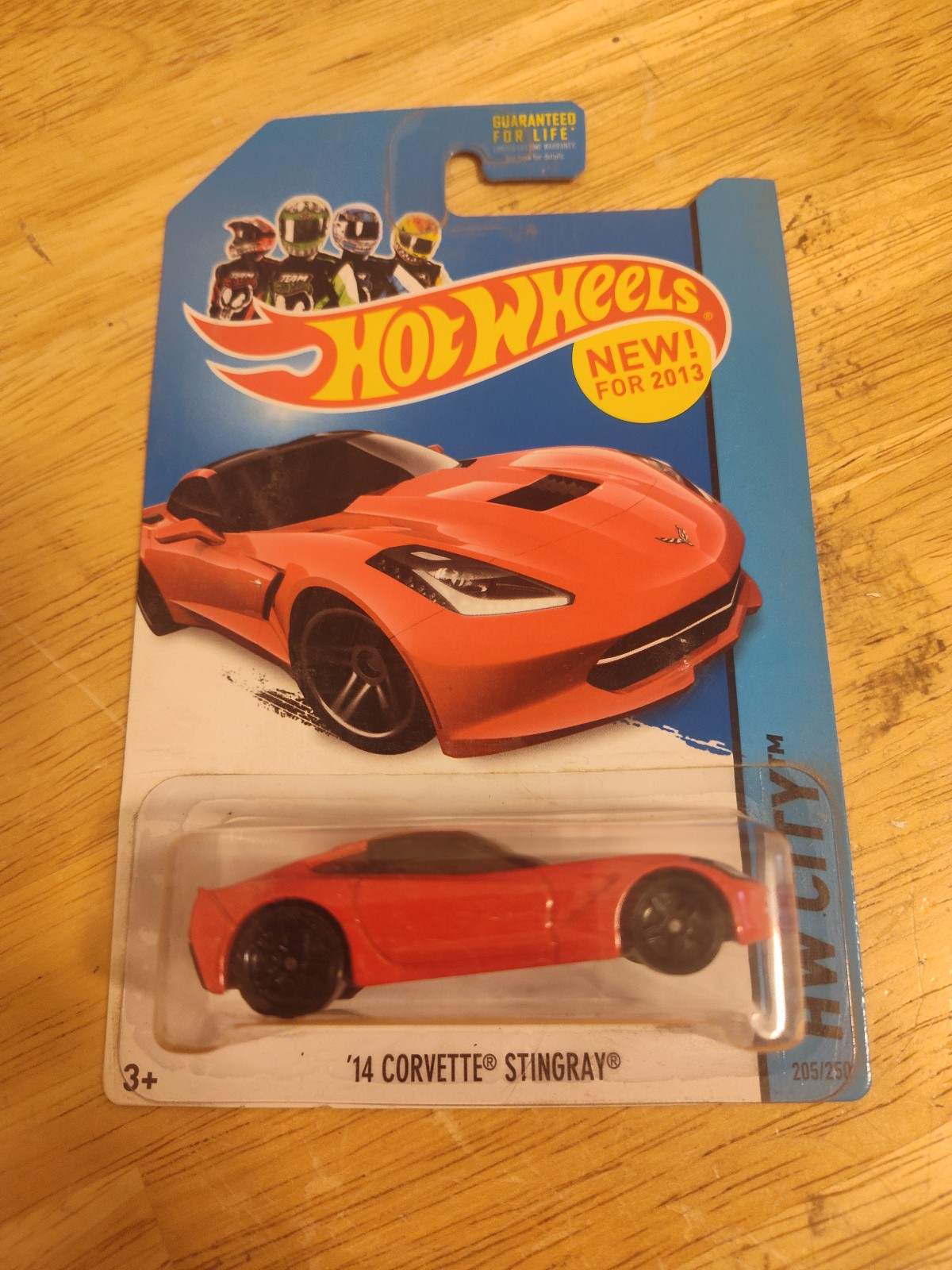 Hot Wheels 14 Corvette Stingray Bright Enamel Red New #205 HW City 2013 X1620