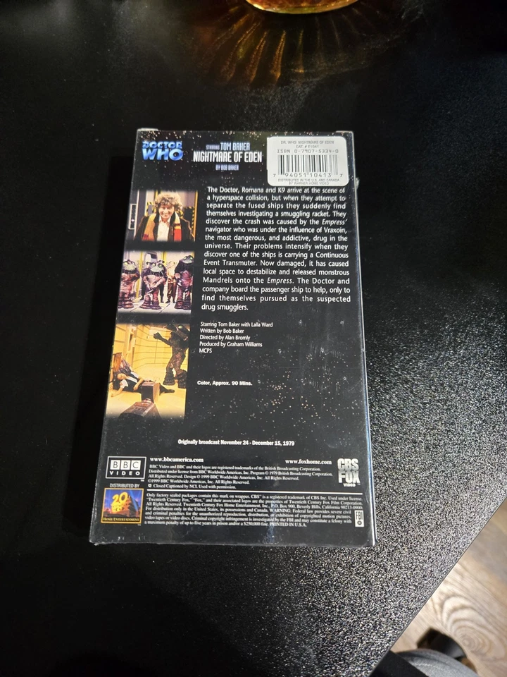 Doctor Who - Nightmare of Eden-Tom Baker Foto 2 de 4