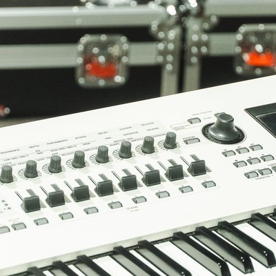 Yamaha Montage-8 88 Key Workstation Keyboard Synthesizer for sale
