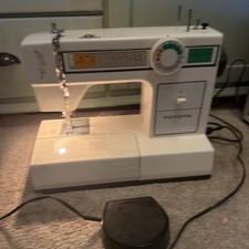 Serviced Toyota 2260 Heavy Duty Sewing Machine needs service but all running